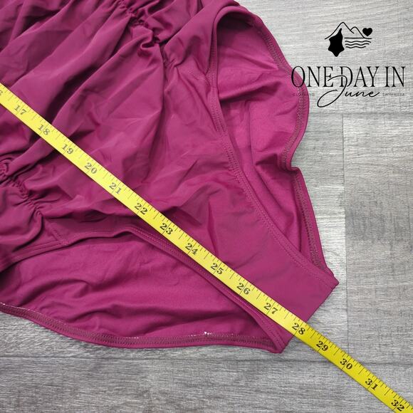 Blooming Jelly Ruched Cutout One Piece Swimsuit Size M - Picture 6 of 7